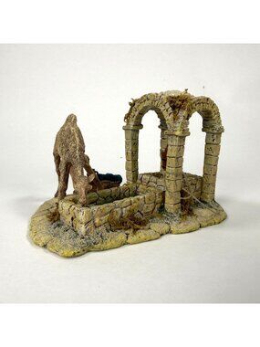 Department 56 Caravansary Drinking Well Holy Land Little Town of Bethlehem 2001